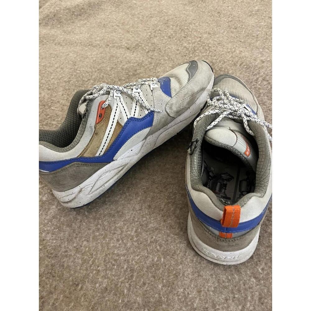 Men's Athletic Shoes in Gray and Blue